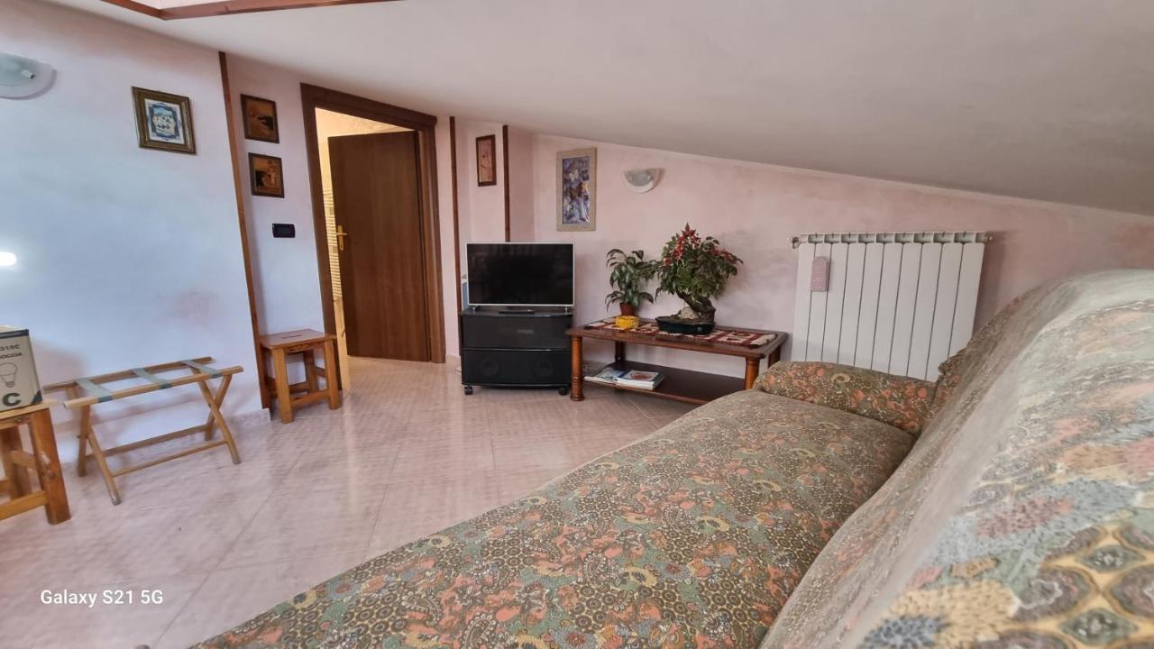 Villa Lilly'S House Castel Di Sangro Exterior foto